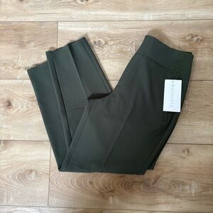 Athleta Green Endless Pant - Green - Size 10 - Brand New with Tags
